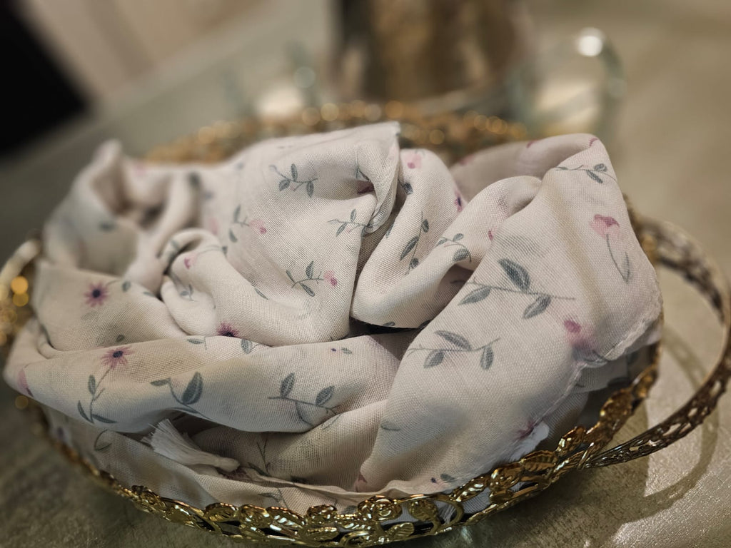 Arabic Lawn Scarf – Ivory Floral Print